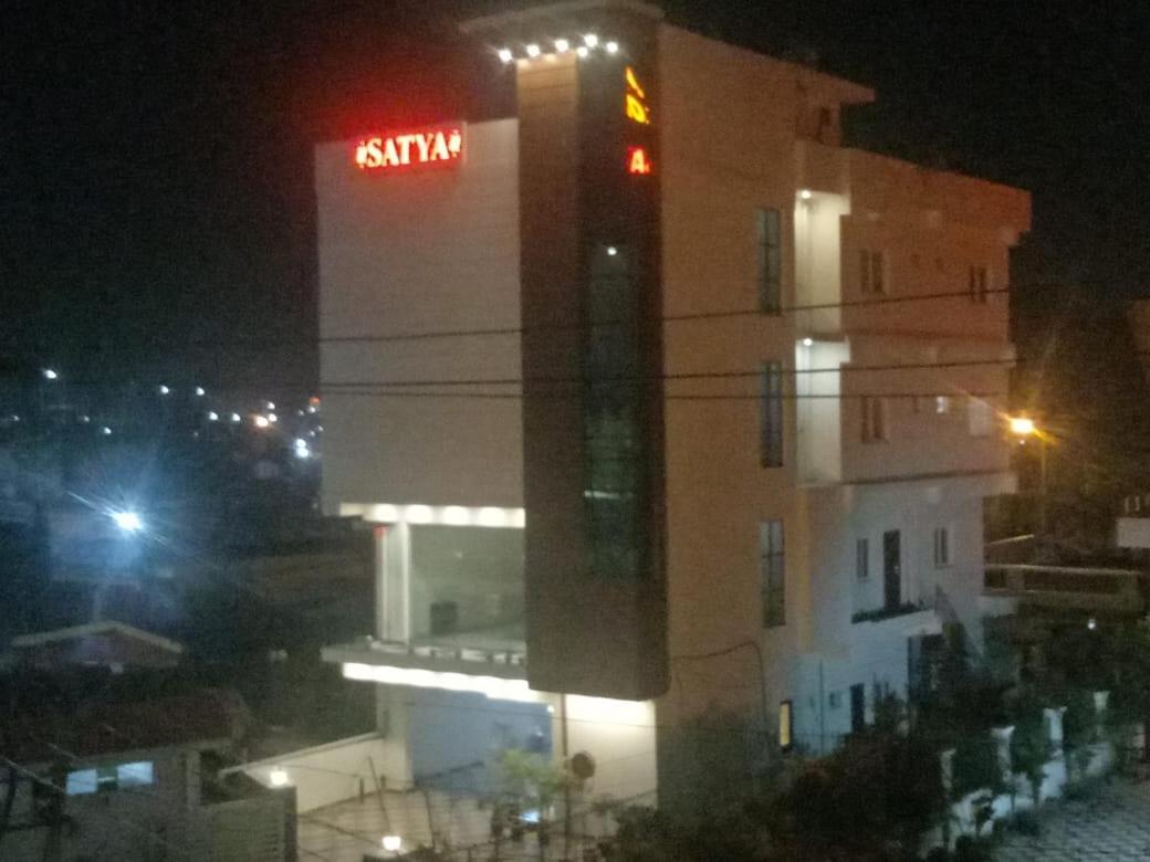 Hotel Satya Dehradun Exterior photo